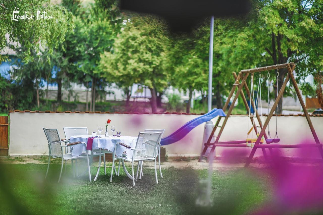 Penzion Artin Litra Dış mekan fotoğraf